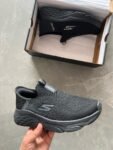 Imported max cushion slip on ultra go