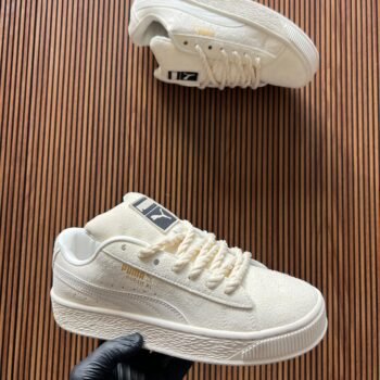 Imported suede sneaker xl